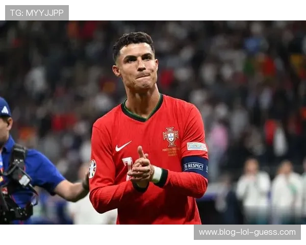 足球历史上身高最高的球星究竟有多高他们在球场上的表现如何