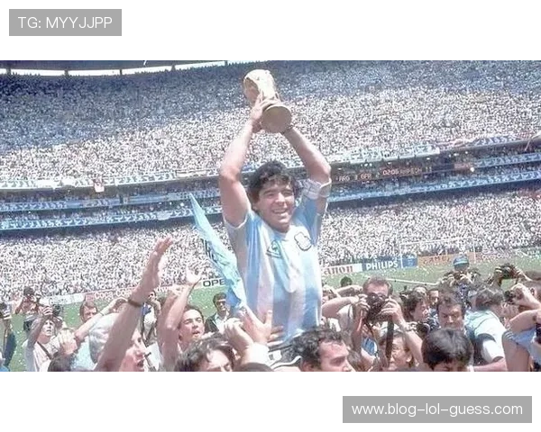 阿根廷足球历史上20大传奇球星盘点与精彩瞬间回顾 阿根廷足球历史上20大传奇球星盘点与精彩瞬间回顾